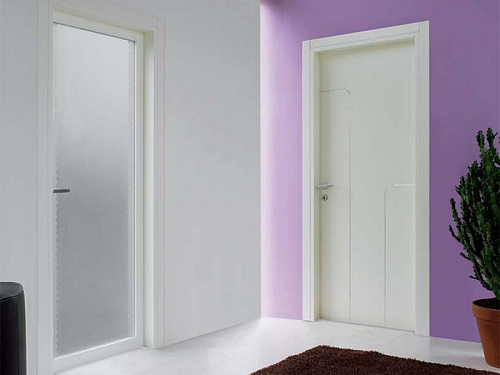Межкомнатная глухая дверь и дверь со стеклом Design Ghizzi Benatti spazio spring