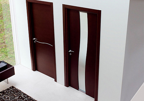 Межкомнатная глухая дверь и дверь со стеклом Design Ghizzi Benatti canyon river